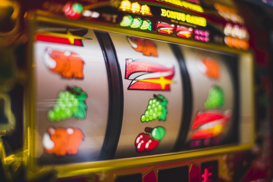American vs. European Slots: What Makes Them Different?